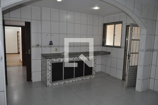 Casa de Condomínio para alugar com 3 quartos, 130m² em Todos Os Santos, Rio de Janeiro