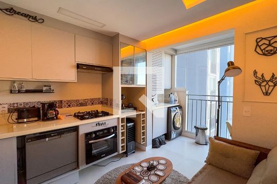 Sala,Cozinha e Área de Serviço de apartamento à venda com 2 quartos, 40m² em Vila Cruzeiro, São Paulo