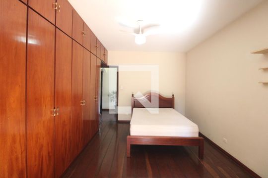 Suíte 1 de casa para alugar com 4 quartos, 409m² em Vila Campo Grande, São Paulo
