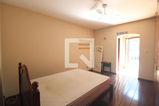 Suíte 1 de casa para alugar com 4 quartos, 409m² em Vila Campo Grande, São Paulo