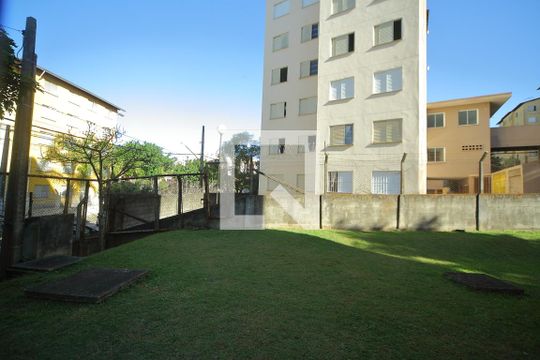 Vista Quarto 1  de apartamento para alugar com 2 quartos, 57m² em Alves Dias, São Bernardo do Campo