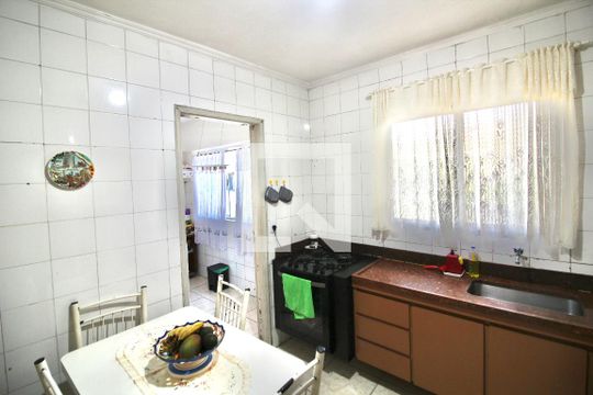 Cozinha  de apartamento à venda com 2 quartos, 60m² em Cangaiba, São Paulo