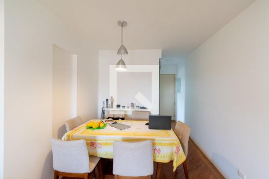 Sala de apartamento à venda com 2 quartos, 60m² em Vila Guarani (zona Sul), São Paulo