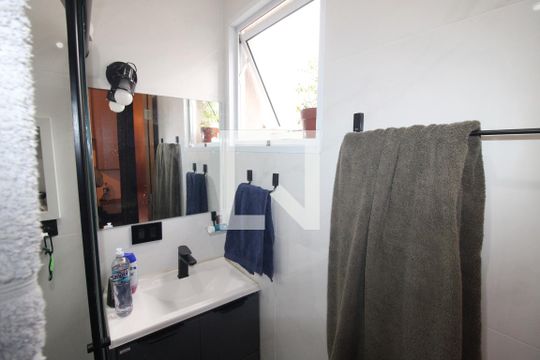 Quarto 1 - Banheiro de casa de condomínio para alugar com 2 quartos, 79m² em Parada Inglesa, São Paulo