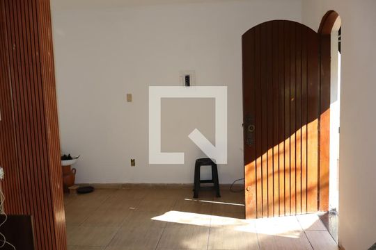 Sala de casa à venda com 2 quartos, 165m² em Parque Residencial Oratorio, São Paulo