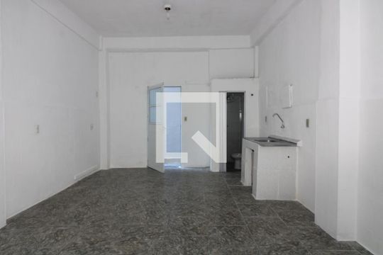 quarto / cozinha de kitnet/studio para alugar com 1 quarto, 40m² em Vila Guilhermina, São Paulo