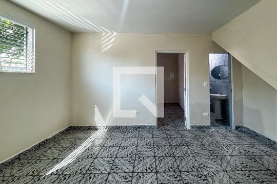 Casa para alugar com 3 quartos, 120m² em Parque Jabaquara, São Paulo