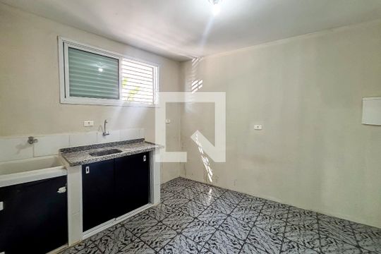 Casa para alugar com 3 quartos, 120m² em Parque Jabaquara, São Paulo