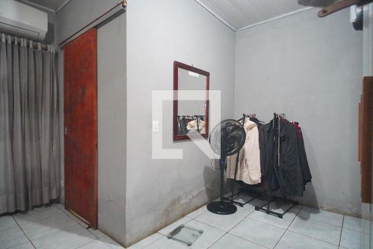 Suíte 1 de casa à venda com 3 quartos, 200m² em Santos Dumont, São Leopoldo