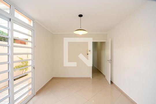 Sala de jantar de casa para alugar com 4 quartos, 160m² em Parque Sao Domingos, São Paulo