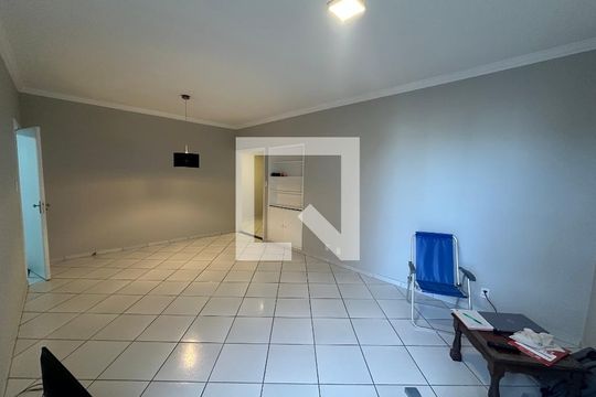 Apartamento para alugar com 3 quartos, 105m² em Itararé, São Vicente