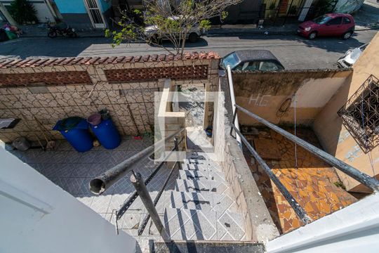 Sala - Hall da entrada de casa para alugar com 4 quartos, 80m² em Olaria, Rio de Janeiro