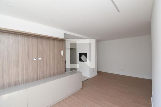Apartamento à venda com 3 quartos, 71m² em Santo Inácio, Curitiba