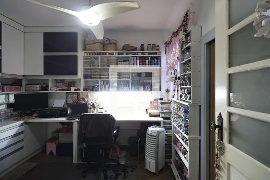 Quarto 1 de casa à venda com 4 quartos, 230m² em Vila Sao Pedro, Santo André