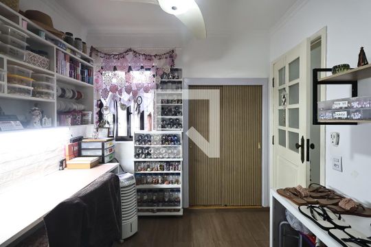 Quarto 1 de casa à venda com 4 quartos, 230m² em Vila Sao Pedro, Santo André