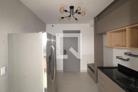 Sala / Cozinha de apartamento para alugar com 1 quarto, 29m² em Jardim São Paulo, São Paulo