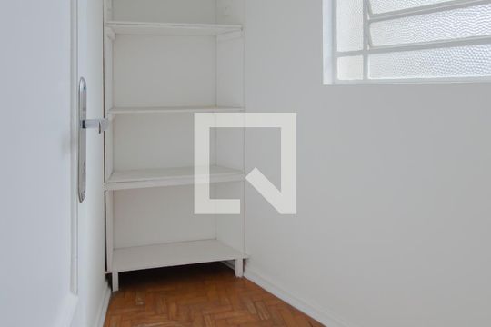 Quarto 1 de apartamento à venda com 3 quartos, 61m² em Vila Deodoro, São Paulo