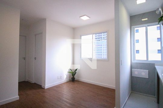 Sala/Cozinha de apartamento para alugar com 2 quartos, 37m² em Vila Prudente, São Paulo