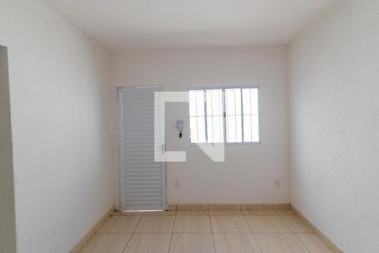 Salas de casa para alugar com 1 quarto, 55m² em Vila Antonio Lourenco, Campinas