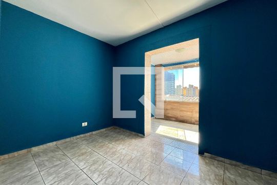 Quarto 1 de casa para alugar com 2 quartos, 120m² em Vila Santa Catarina, São Paulo