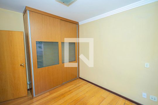 Quarto 2 de apartamento para alugar com 3 quartos, 118m² em Santa Rosa, Belo Horizonte