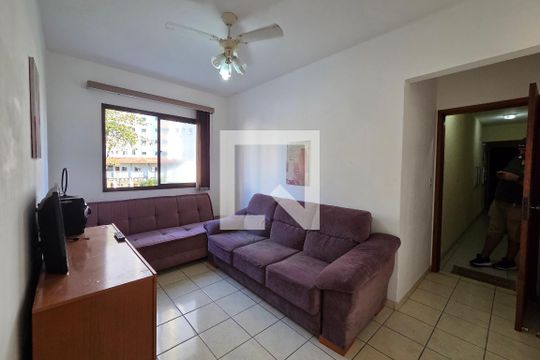 Sala de apartamento para alugar com 1 quarto, 43m² em Guilhermina, Praia Grande