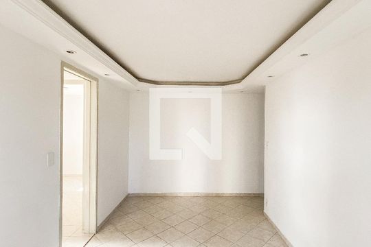 Sala  de apartamento para alugar com 2 quartos, 60m² em Cangaiba, São Paulo