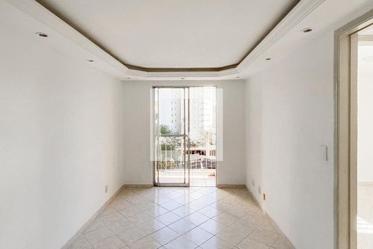 Sala  de apartamento para alugar com 2 quartos, 60m² em Cangaiba, São Paulo