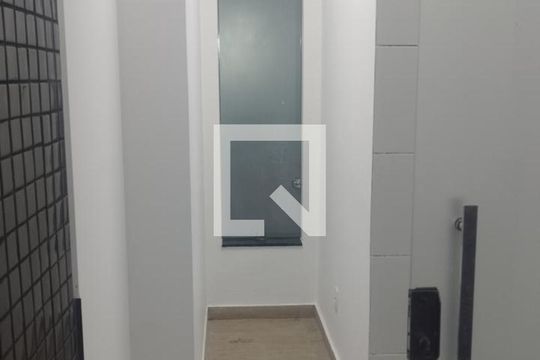 Casa para alugar com 4 quartos, 260m² em Centro, Contagem