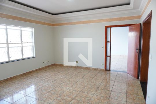 Sala de casa para alugar com 3 quartos, 200m² em Santa Cruz, Americana