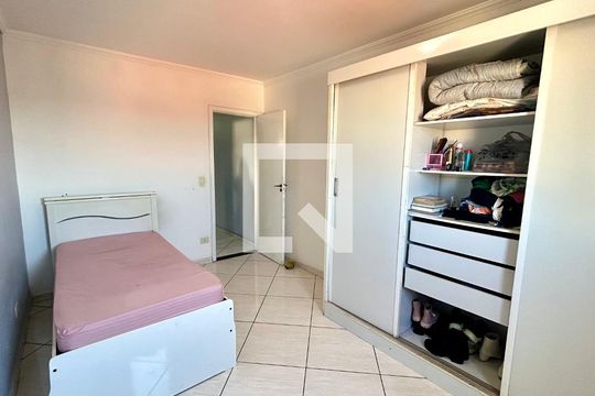 Quarto 1 de casa à venda com 3 quartos, 154m² em Jardim Santa Cecilia, Guarulhos