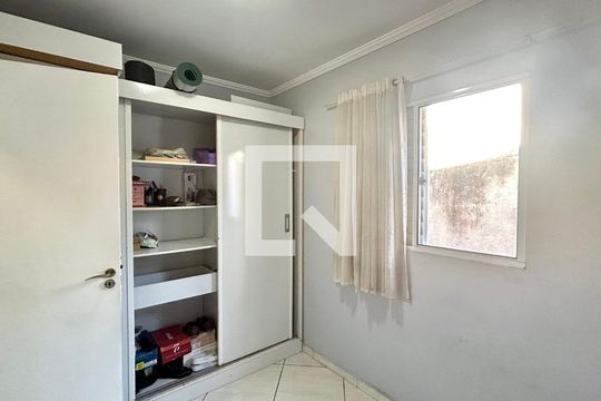 Quarto 2 de casa à venda com 3 quartos, 154m² em Jardim Santa Cecilia, Guarulhos