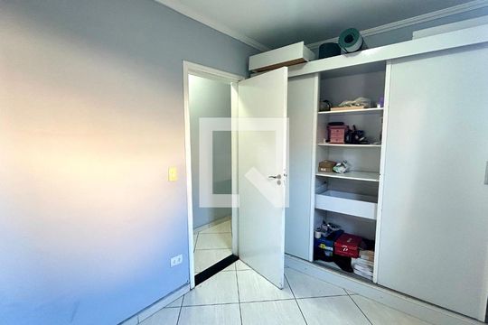 Quarto 2 de casa à venda com 3 quartos, 154m² em Jardim Santa Cecilia, Guarulhos