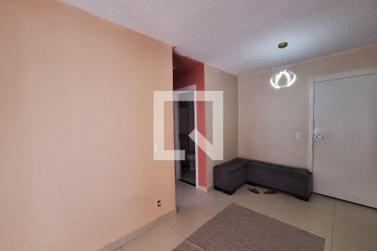 Sala de apartamento para alugar com 2 quartos, 45m² em Jardim, Santo André