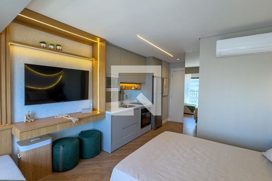 Kitnet/Studio à venda com 1 quarto, 24m² em Santo Amaro, São Paulo