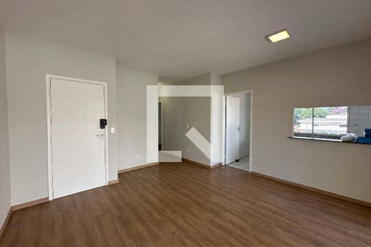Sala de apartamento para alugar com 2 quartos, 93m² em Vila Boa Vista, Barueri