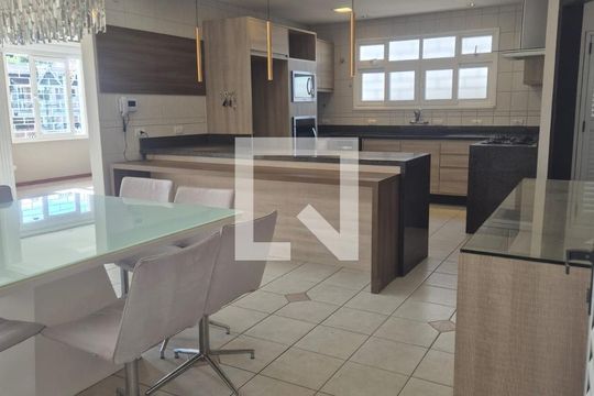Sala de Jantar de casa para alugar com 4 quartos, 267m² em Mossunguê, Curitiba