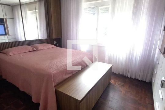 Quarto de apartamento para alugar com 3 quartos, 167m² em Menino Deus, Porto Alegre