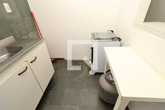 Sala/Cozinha de casa de condomínio para alugar com 1 quarto, 24m² em Praia do Flamengo, Salvador