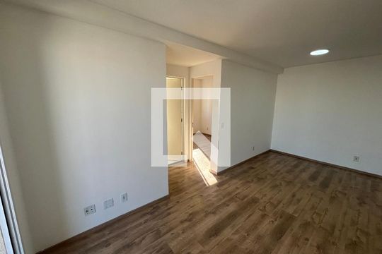 Sala de apartamento para alugar com 2 quartos, 50m² em Vila Andrade, São Paulo