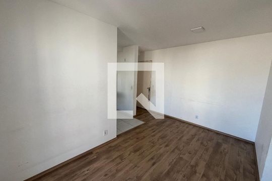 Sala de apartamento para alugar com 2 quartos, 50m² em Vila Andrade, São Paulo