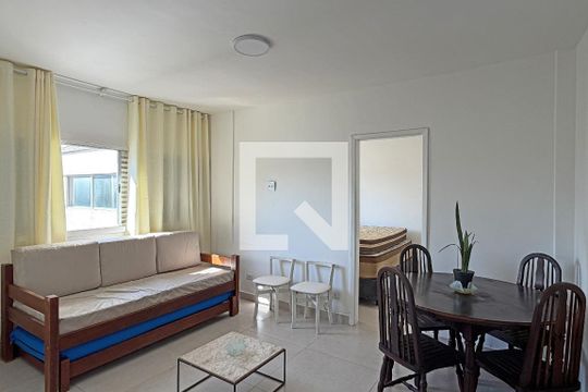 Apartamento para alugar com 1 quarto, 49m² em Itararé, Santos