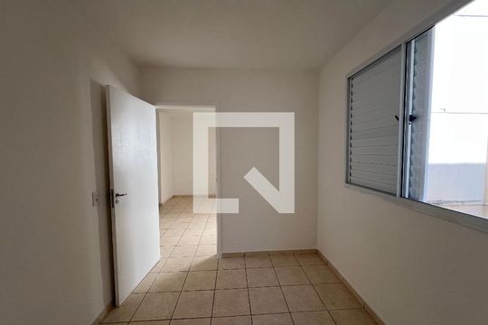 Quarto 1 de apartamento à venda com 2 quartos, 45m² em Nacional, Contagem