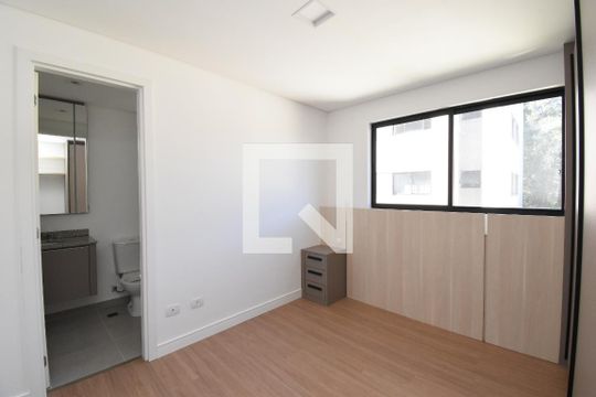 Suíte de apartamento à venda com 3 quartos, 71m² em Santo Inácio, Curitiba