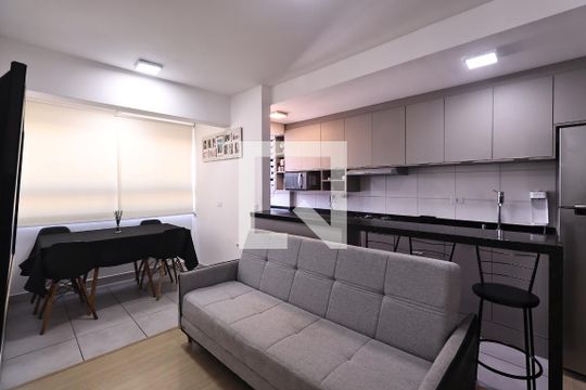 Sala de apartamento à venda com 2 quartos, 42m² em Campestre, Santo André