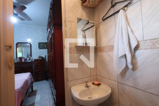Lavabo Quarto 1 de casa à venda com 2 quartos, 125m² em Jardim Vera Cruz(zona Leste), São Paulo