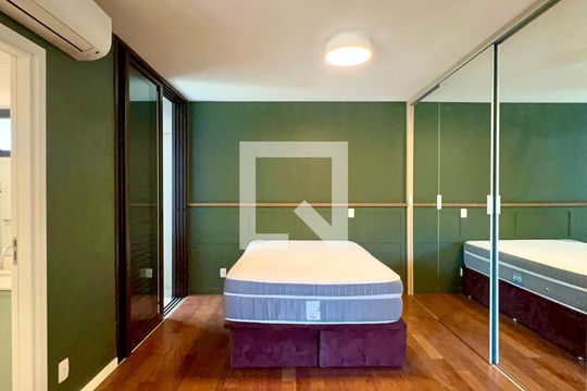 Quarto de kitnet/studio para alugar com 1 quarto, 47m² em Pinheiros, São Paulo