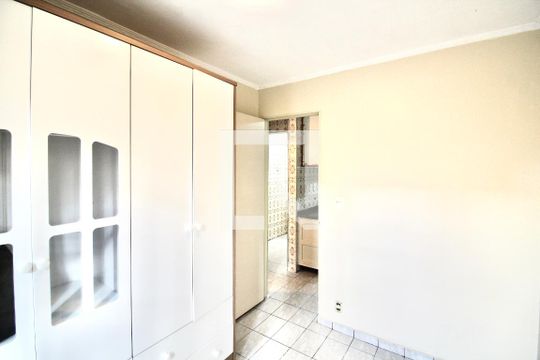 Quarto 1 de apartamento para alugar com 2 quartos, 50m² em Conjunto Habitacional Padre Manoel da Nobrega, São Paulo