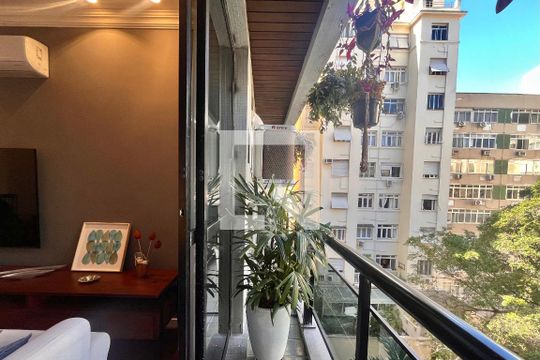 Apartamento para alugar com 3 quartos, 104m² em Copacabana, Rio de Janeiro
