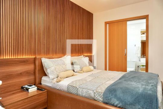 Suíte 1 de apartamento à venda com 2 quartos, 150m² em Savassi, Belo Horizonte